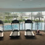 Singgah Putrajaya - 3 Bedrooms With Pool And Kl View