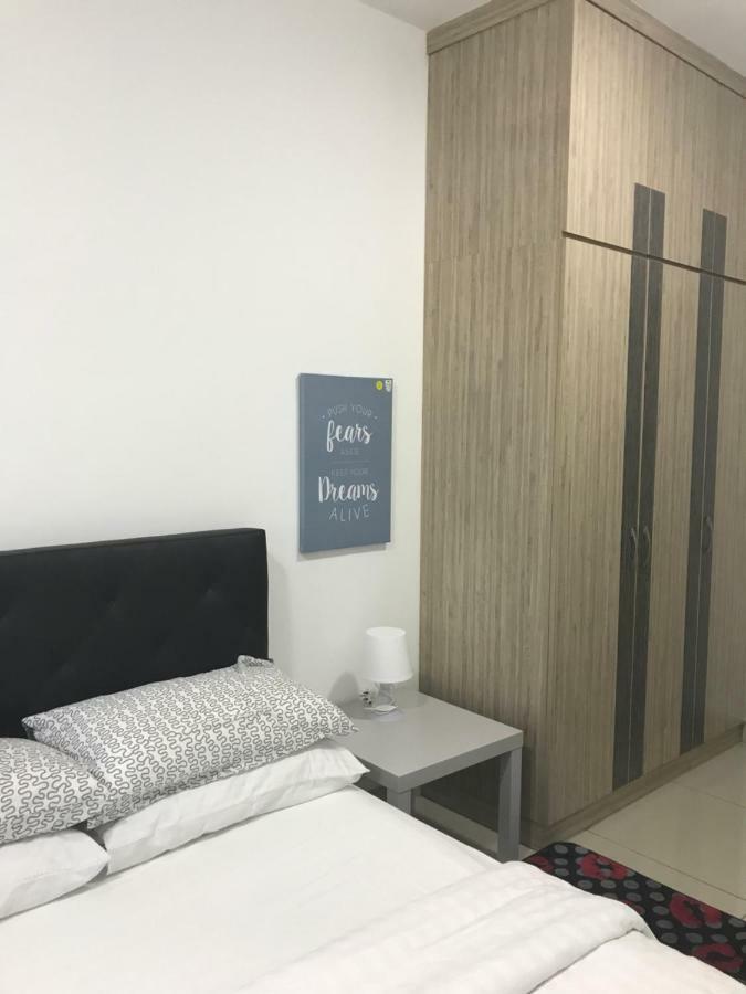 Pangsapuri Singgah - 3 Bedrooms With Pool And Kl View Putrajaya